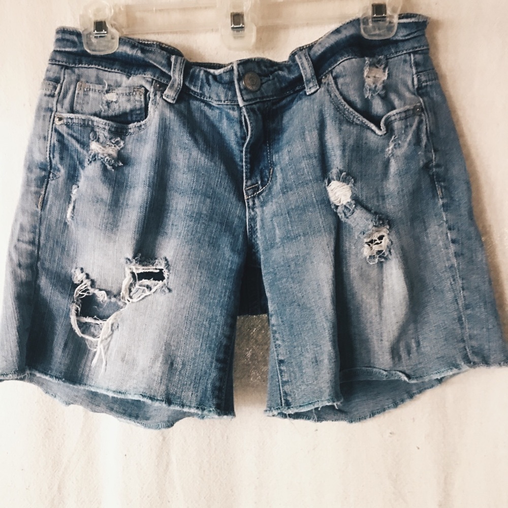 Shorts !! - Picture 2 of 4